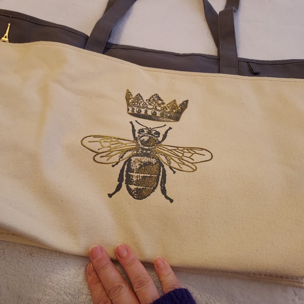 Queen bee canvas large bag/purse